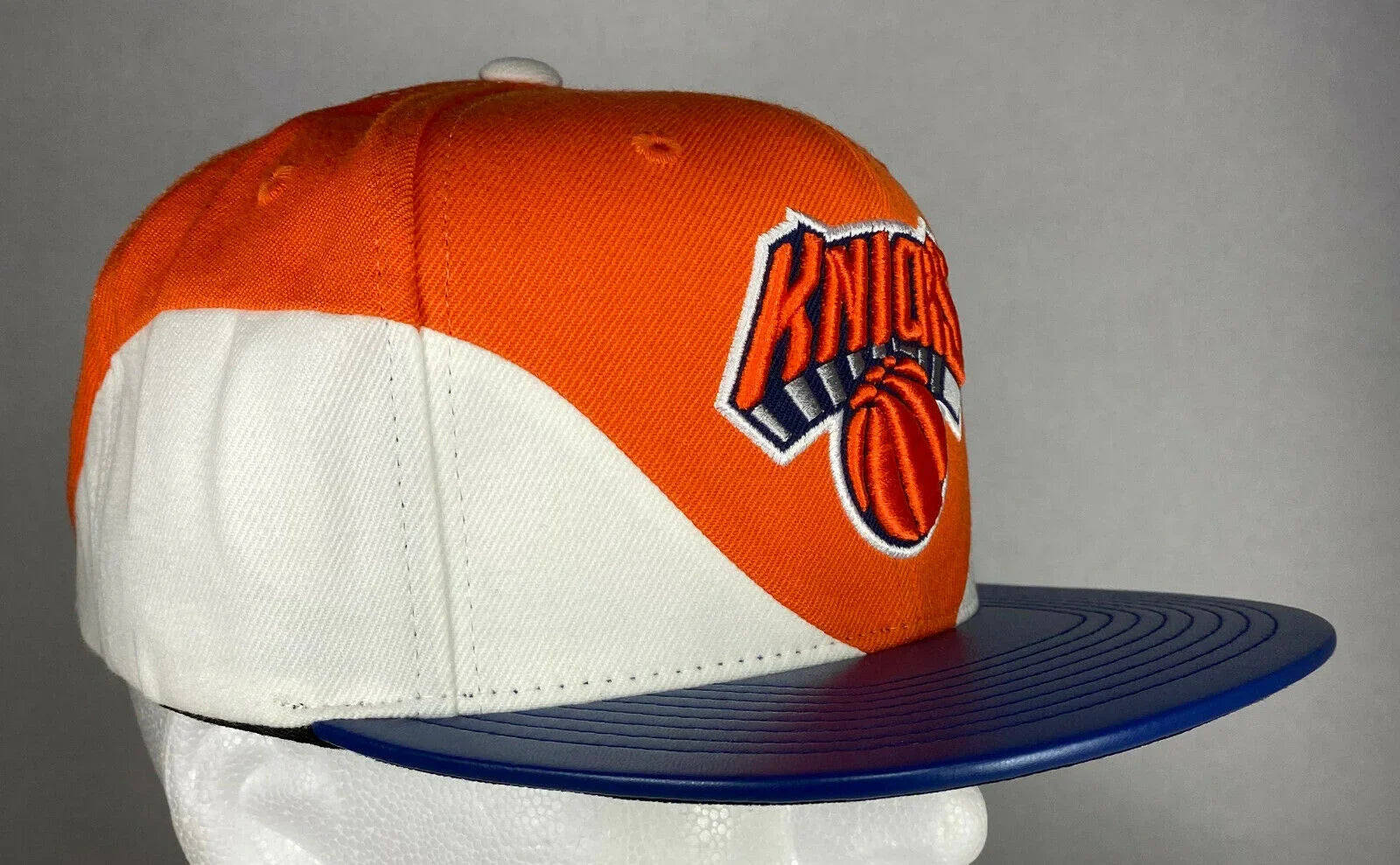 Mitchell and Ness NBA New York Knicks Pebble Bell Curve Hat, Cap, New
