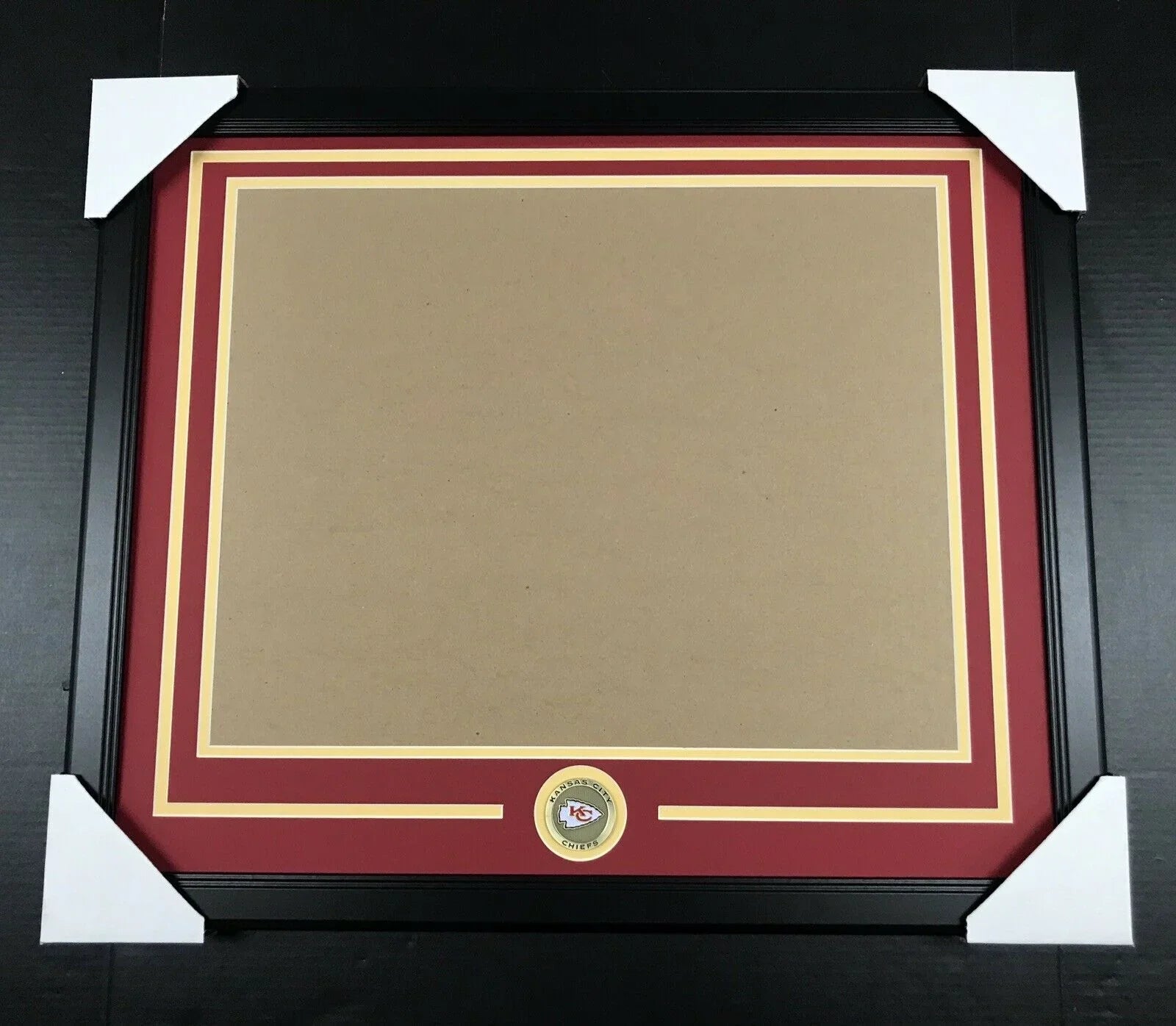 Kansas City Chiefs Medallion Frame Kit 16x20 Photo Double Mat Horizontal - 757 Sports Collectibles