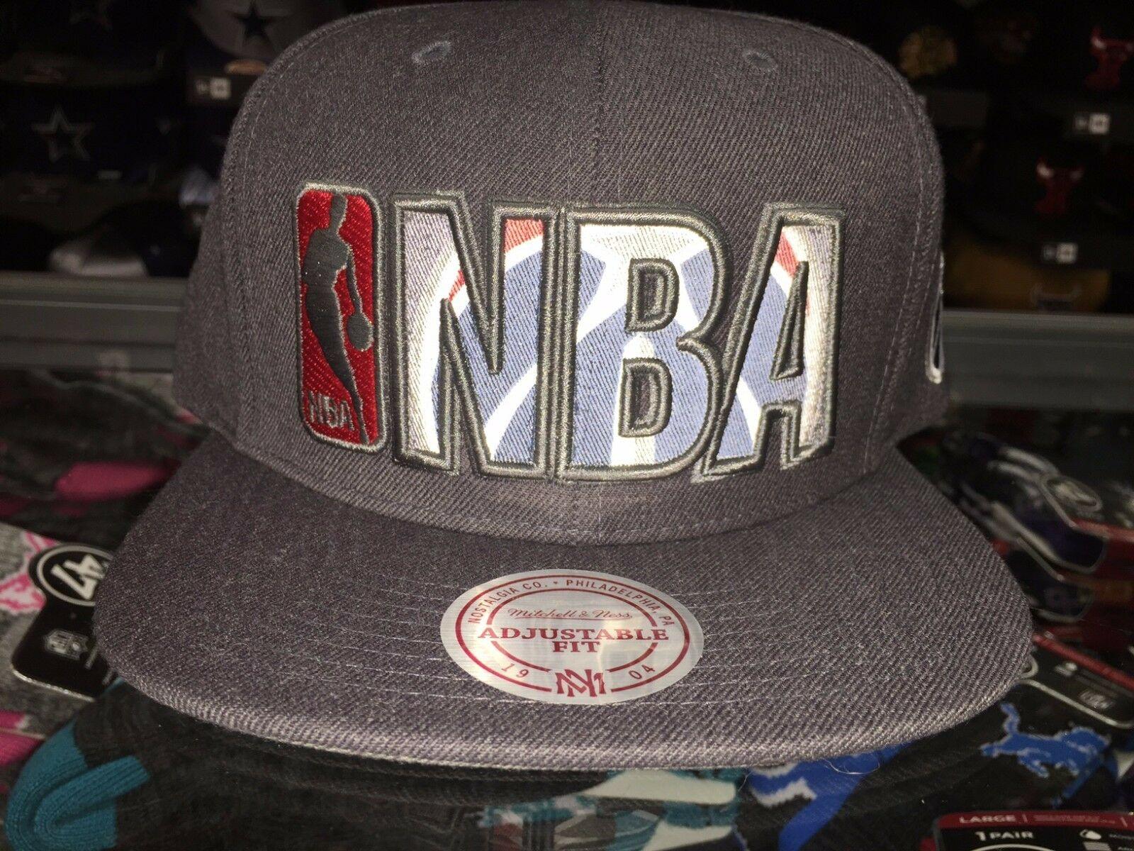 Washington Wizards REFLECTIVE INSIDER Snapback Mitchell & Ness Gray NBA Hat