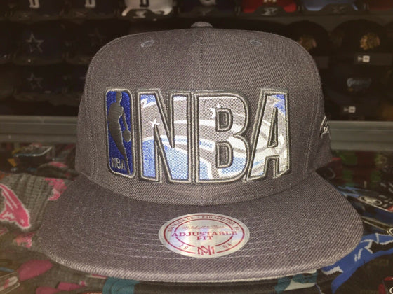 Orlando Magic REFLECTIVE INSIDER Snapback Mitchell & Ness Gray NBA Hat